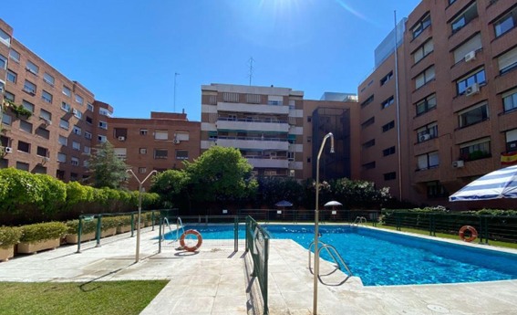 pisos-piscina-barrios-madrid.jpg