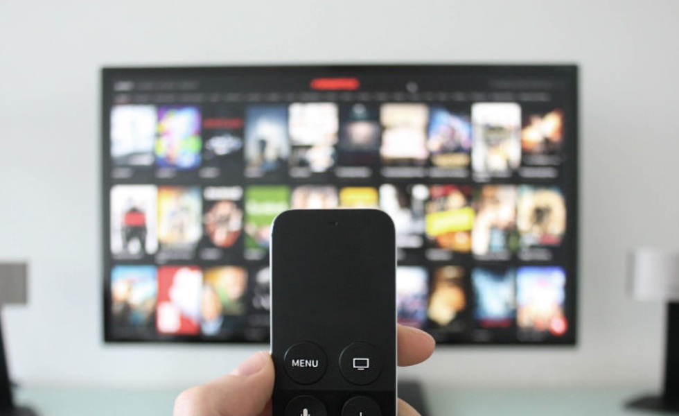 television-mando-994x457 (1).jpg