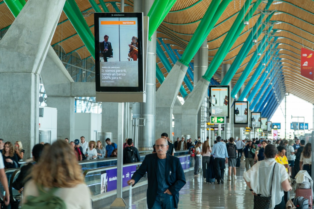 campaña-bankinter-aeropuerto (3).png