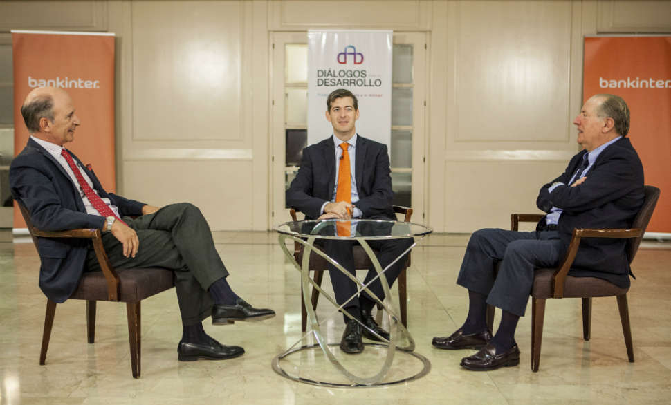 Bankinter+cara+a+cara+economistas+gay+de+liebana+rodriguez+braun.jpg