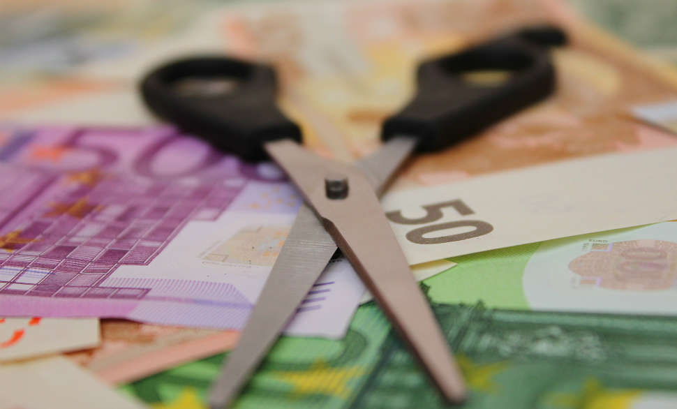 Salario+Espana+-+recortes.jpg
